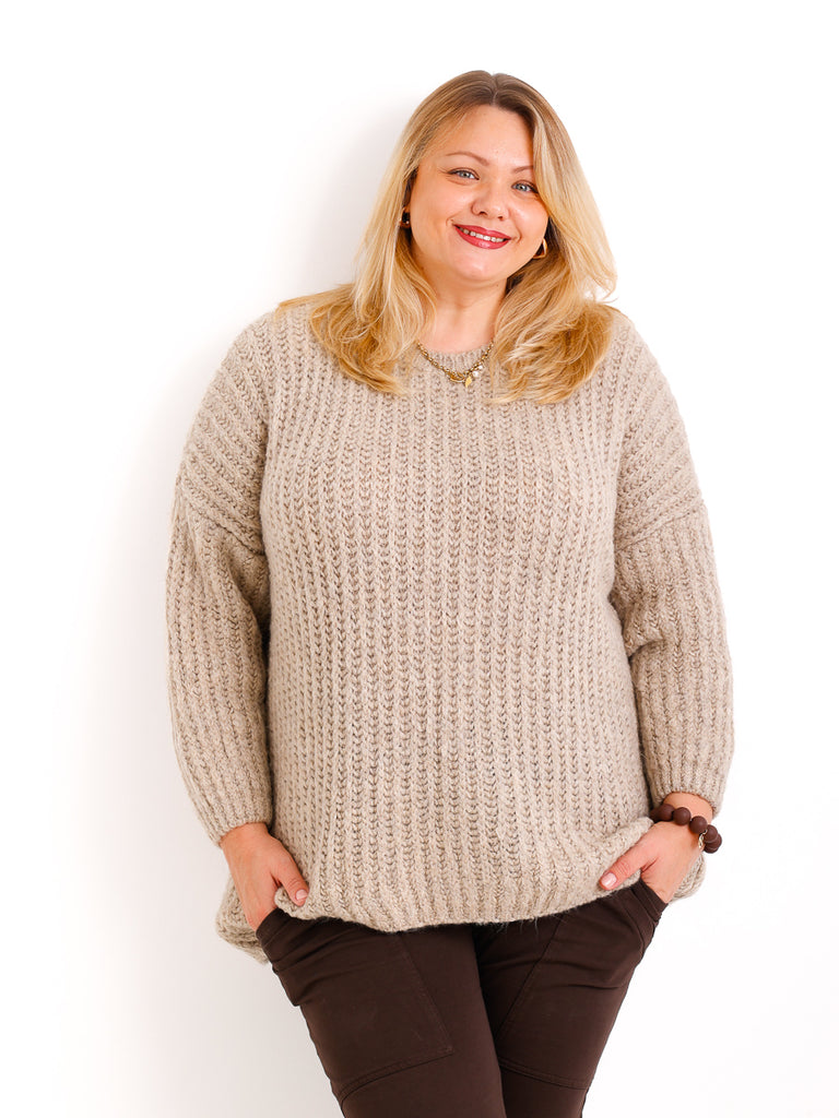 Curvy Size Strickpullover MEGAN.S – Flauschiger Grobstrick – Gr. 42–52