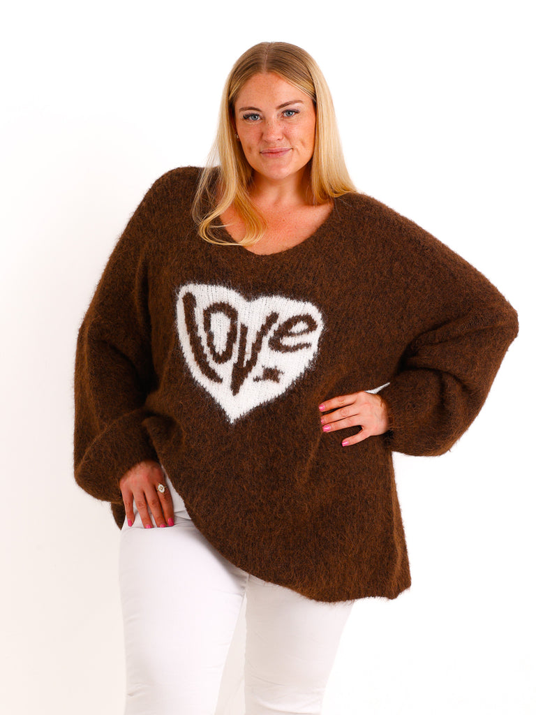 Curvy Pullover LUNESSA – Lässiger Longstyle mit Herz-Motiv – Gr. 42–50