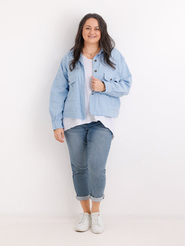 Oversize Jeansjacke ANTONIA – Boxy-Schnitt – Gr. 44/46-50