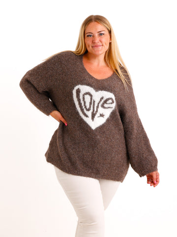 Curvy Pullover LUNESSA – Lässiger Longstyle mit Herz-Motiv – Gr. 42–50