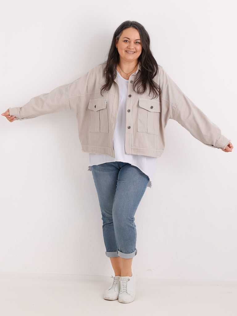 Oversize Jeansjacke ANTONIA – Boxy-Schnitt – Gr. 44/46-50