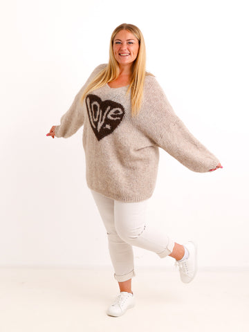 Curvy Pullover LUNESSA – Lässiger Longstyle mit Herz-Motiv – Gr. 42–50