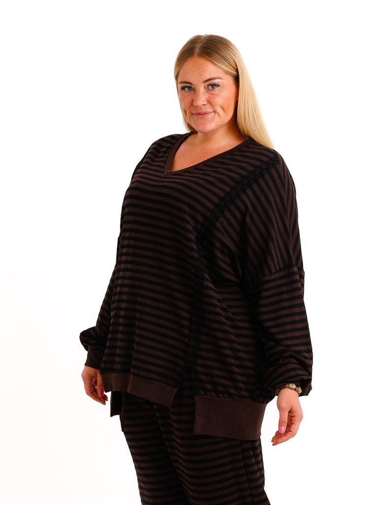 Curvy Zweiteiler NOVELL– Lässiger Sweat-Look im Ringel-Design – Gr. 44–54