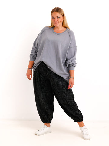 Curvy  Ballonhose TAVELL– Leo-Look mit lässiger Ballon-Silhouette – Gr. 46–56
