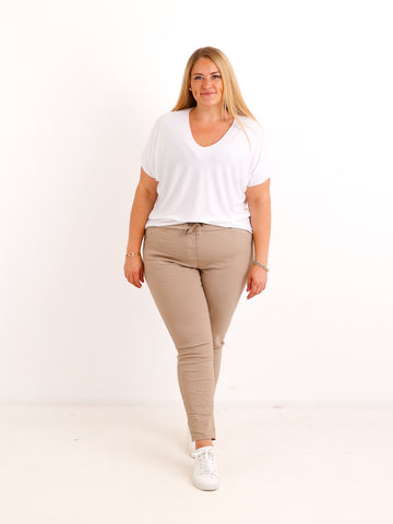 BESSIE Jogpants – Curvy One Size 42-48