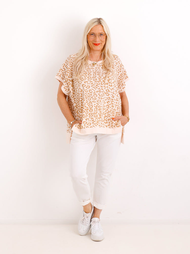 Oversize Leo-Shirt JOSEFINE.S – Sanfter Print – Gr. 38-46