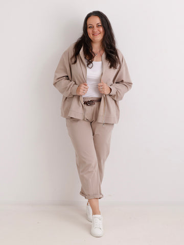 Curvy Jersey-Zweiteiler LANA.S – Bomberjacke & Utility-Hose – Gr. 42-48/50