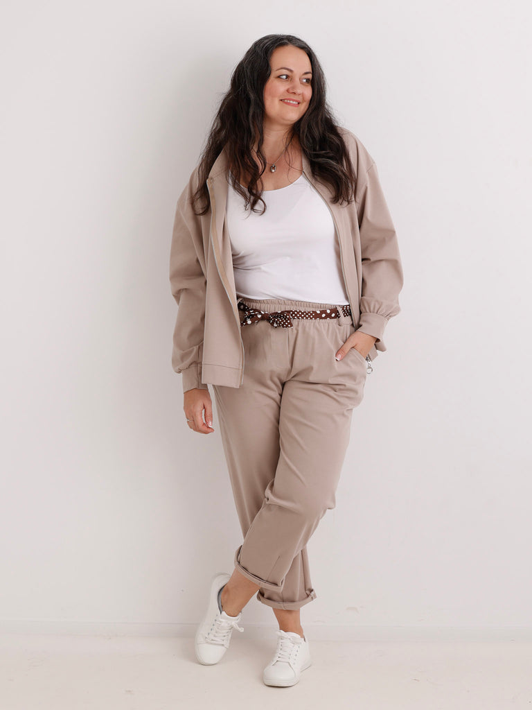 Curvy Jersey-Zweiteiler LANA.S – Bomberjacke & Utility-Hose – Gr. 42-48/50
