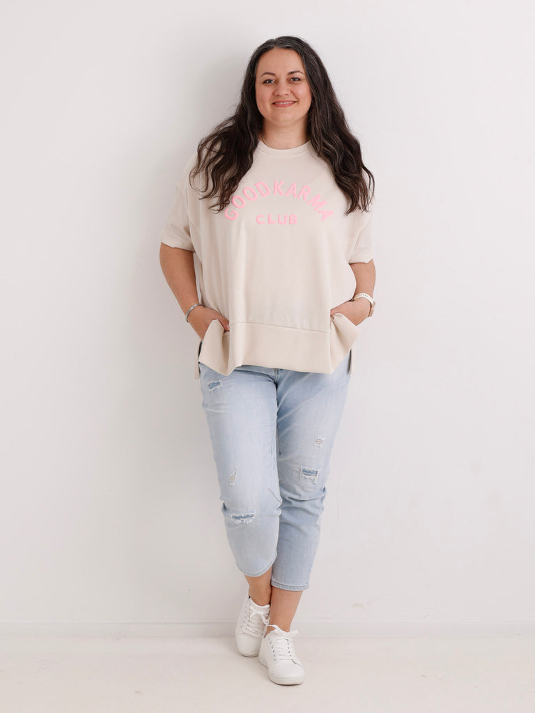 XXL Viskose-Sweatshirt DION.S – Good Karma Wording – Gr. 38-52