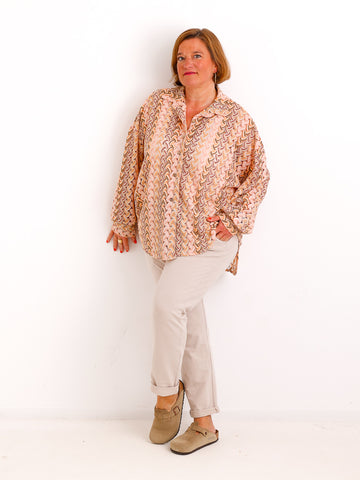 Oversize Ajour-Bluse NAOMI.S – Feine Lace-Struktur – Fließender Fall – Gr. 38-48