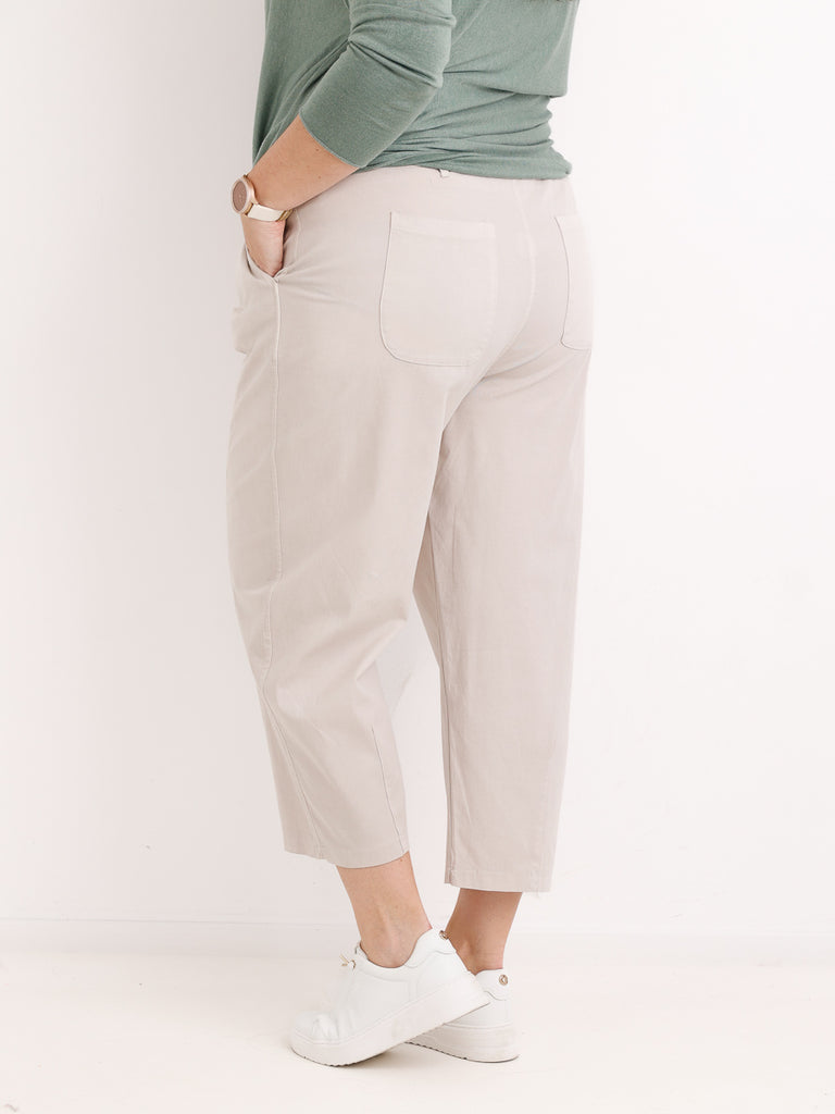 STEFANO Relaxed Fit Hose | One Size 38-46