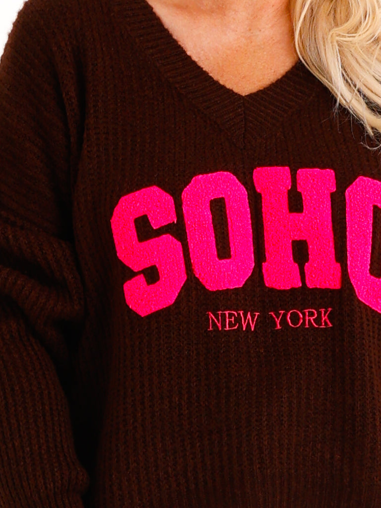 Oversize Strickpullover AURETT – V-Ausschnitt & SOHO-Design – Gr. 38–44