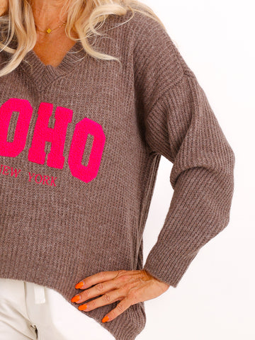 Oversize Strickpullover AURETT – V-Ausschnitt & SOHO-Design – Gr. 38–44