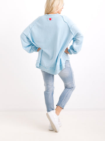 Oversize-Sweater FENJA mit Inside-Out-Nähten & Herz-Patch – Gr. 38-46